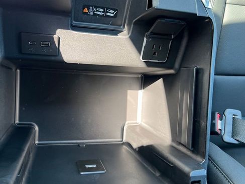 New 2026 Chevrolet Silverado 1500 LTZ w/ Technology Package AWD/4WD image 19