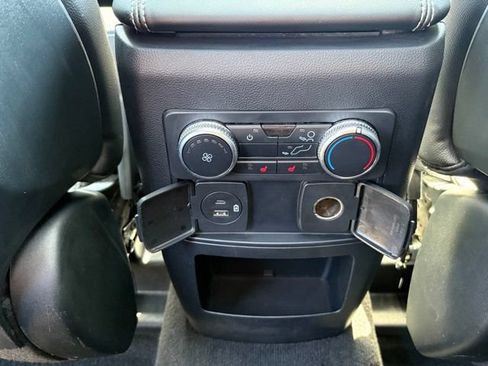 Used 2020 Ford Explorer XLT w/ Equipment Group 202A AWD/4WD image 23
