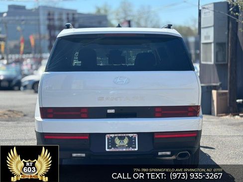 Used 2026 Hyundai Santa Fe SEL AWD/4WD image 6