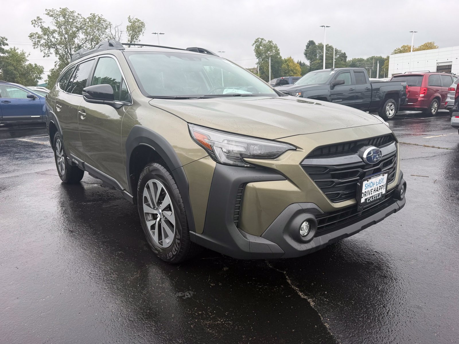 Certified 2024 Subaru Outback Premium w/ Popular Package #1A AWD/4WD image 4