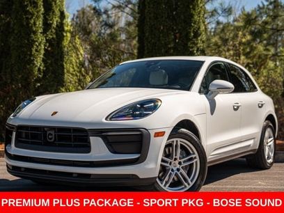 Used 2024 Porsche Macan T w/ Premium Plus Package