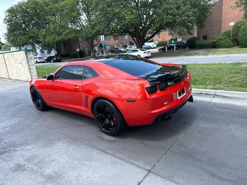 Used 2010 Chevrolet Camaro SS w/ RS Package RWD image 4