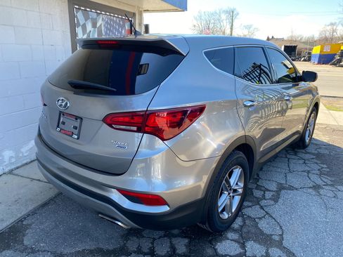 Used 2018 Hyundai Santa Fe Sport w/ Winter Weather Package AWD/4WD image 8