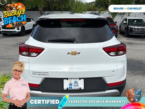 Used 2025 Chevrolet TrailBlazer LT AWD/4WD image 6