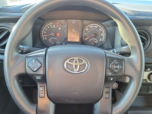Used 2020 Toyota Tacoma SR w/ SR Convenience Package RWD image 23
