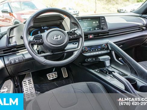 Used 2025 Hyundai Elantra Sport FWD image 26