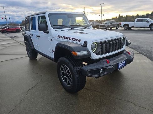 Used 2024 Jeep Wrangler Unlimited Rubicon image 8