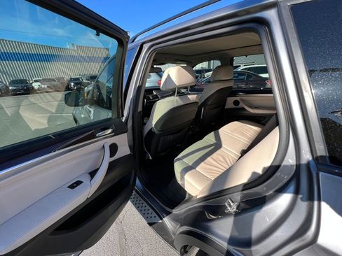 Used 2012 BMW X5 xDrive35i image 12
