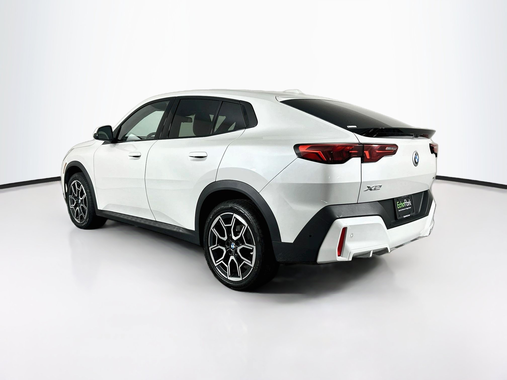 Used 2026 BMW X2 xDrive28i AWD/4WD image 5