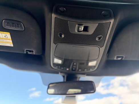 Used 2015 Ford F150 Platinum w/ Equipment Group 701A Luxury image 28