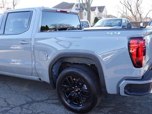Used 2024 GMC Sierra 1500 Elevation image 8
