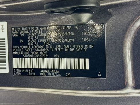 Certified 2024 Toyota Sienna Limited image 35