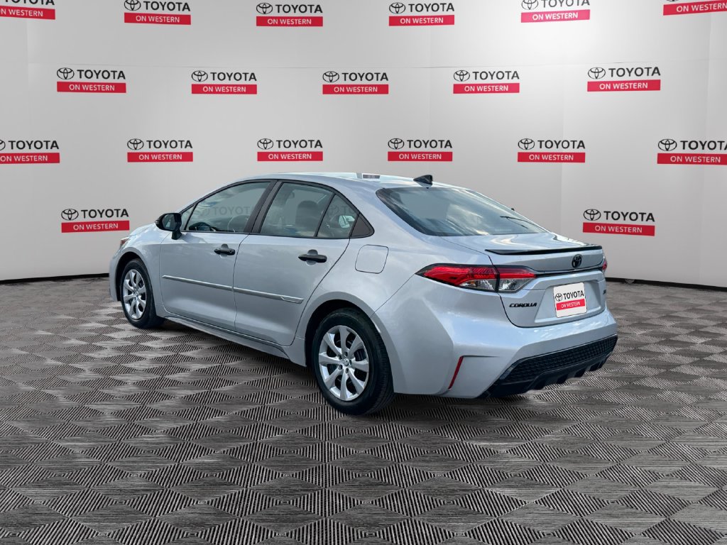 Used 2022 Toyota Corolla SE FWD image 7