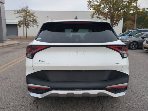 Used 2023 Kia Sportage EX image 6