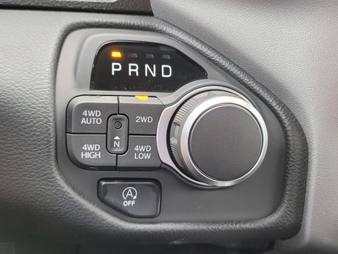 New 2025 RAM 1500 Big Horn AWD/4WD image 21