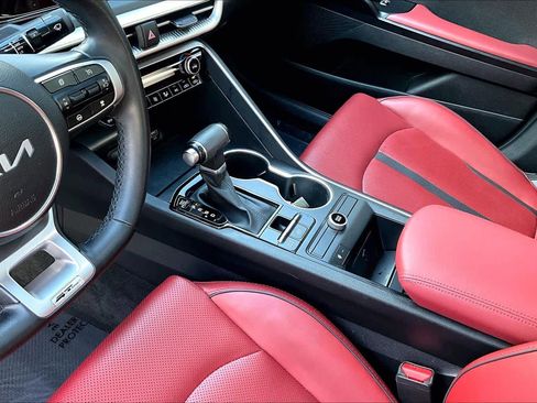 Used 2023 Kia K5 GT-Line image 17