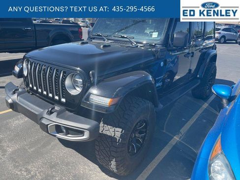 Used 2021 Jeep Wrangler Unlimited Sahara w/ Cold Weather Group AWD/4WD image 2