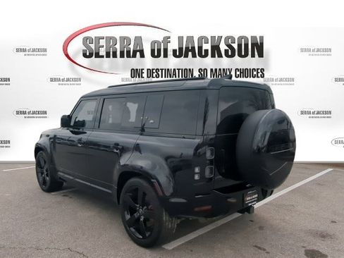 Used 2023 Land Rover Defender 110 X image 7