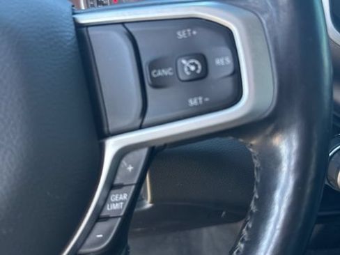 Used 2020 RAM 1500 Big Horn AWD/4WD image 18