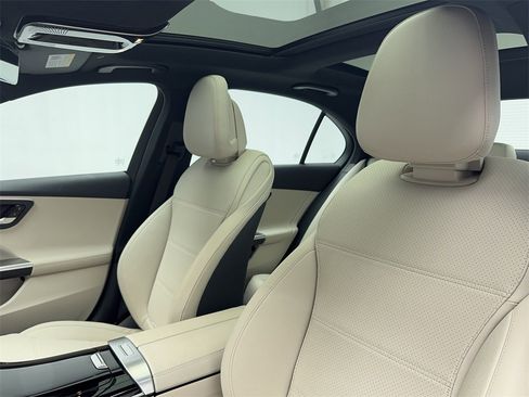 Used 2025 Mercedes-Benz C 300 C 300 NAV,CAM,PANO,HTD STS,BLI image 39