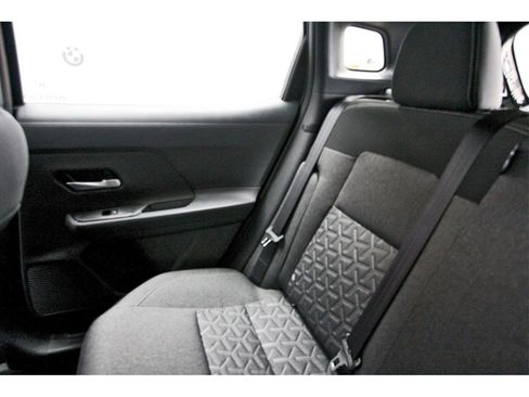 New 2026 Nissan Kicks SV w/ SV Premium Package image 9