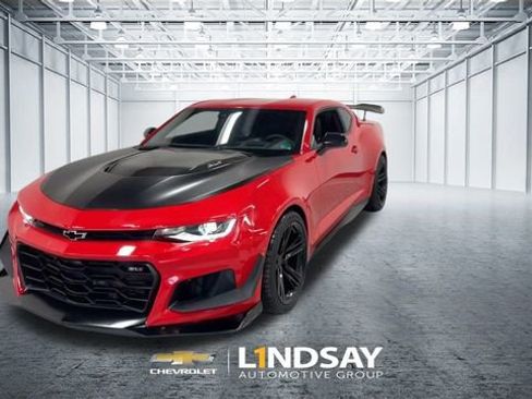 Used 2019 Chevrolet Camaro ZL1 image 5