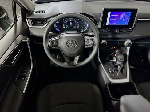 Certified 2025 Toyota RAV4 XLE AWD/4WD image 20