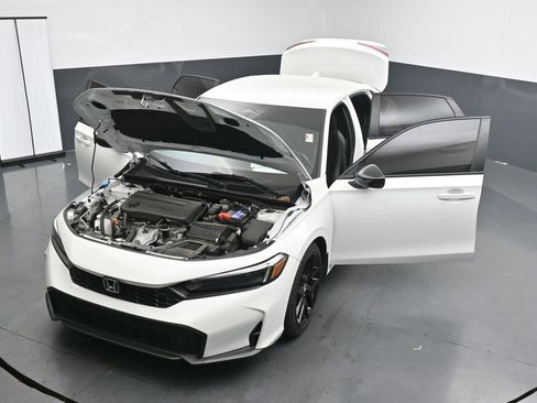 Used 2025 Honda Civic Sport image 26