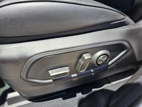 New 2026 Jeep Grand Cherokee L 2WD image 19