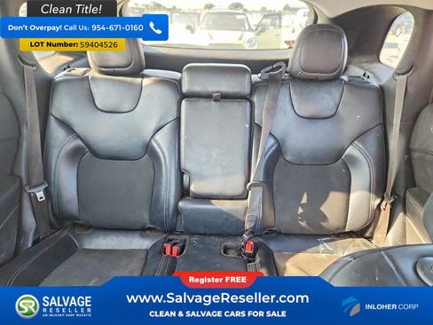 Used 2020 Jeep Cherokee Latitude Plus FWD image 13