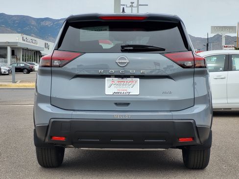 New 2026 Nissan Rogue SV w/ Cold Weather Package AWD/4WD image 5