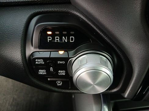 Used 2024 RAM 1500 Laramie image 10