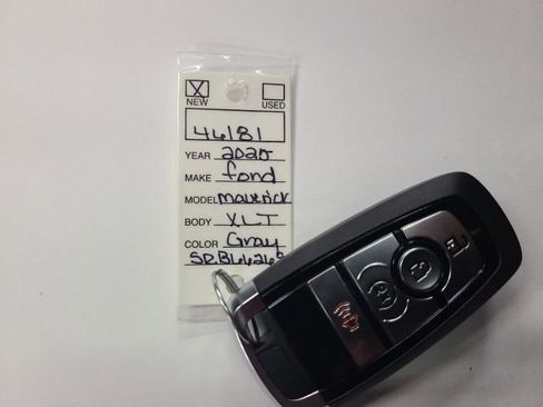 New 2025 Ford Maverick XLT w/ XLT Luxury Package image 27