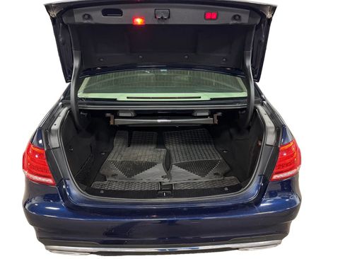 Used 2015 Mercedes-Benz E 350 4MATIC Sedan w/ Premium 1 Package image 26