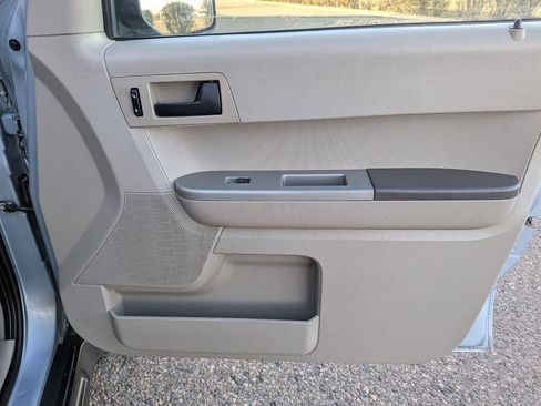 Used 2008 Ford Escape image 21