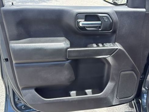 Used 2020 Chevrolet Silverado 1500 Custom w/ Custom Value Package RWD image 18