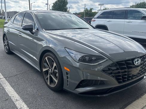Used 2023 Hyundai Sonata SEL Plus w/ Cargo Package FWD image 2