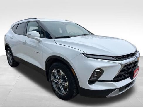 Certified 2024 Chevrolet Blazer LT w/ Sound & Technology Package image 33