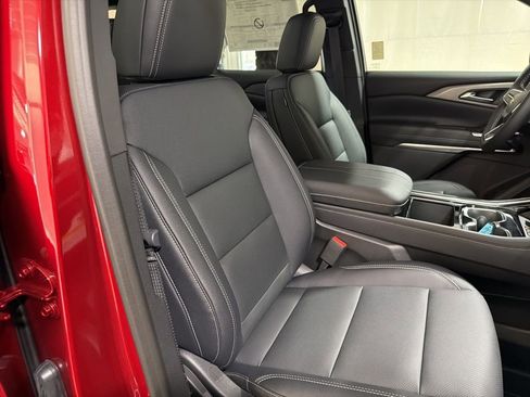 New 2026 Chevrolet Traverse LT w/ Driver Confidence Package image 23