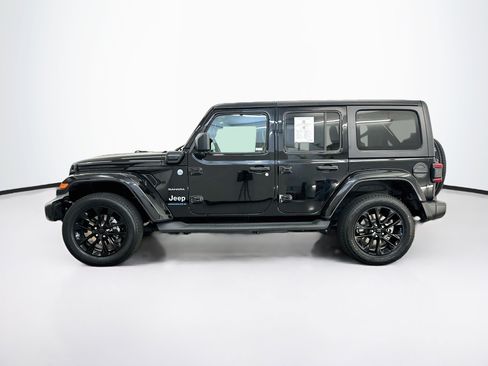 Used 2023 Jeep Wrangler Sahara AWD/4WD image 4