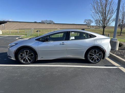 New 2026 Toyota Prius Limited image 6