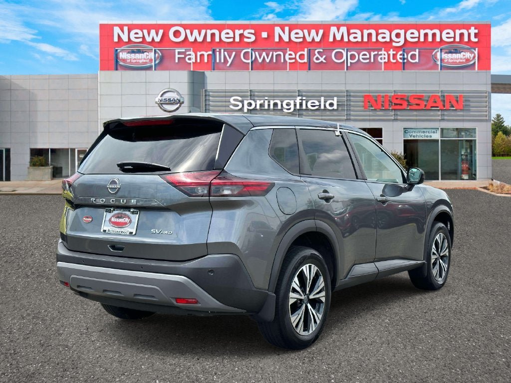 Used 2022 Nissan Rogue SV AWD/4WD image 5