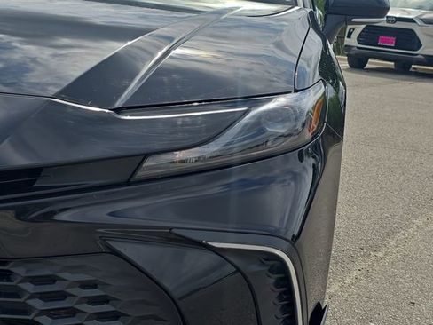 Used 2026 Toyota Camry SE FWD image 31