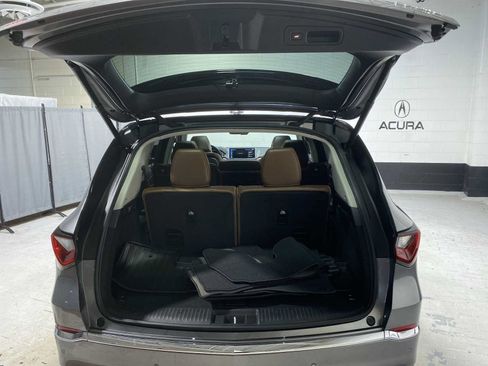 Used 2025 Acura MDX SH-AWD w/ Technology Package image 19