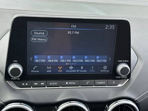 Used 2025 Nissan Sentra SV FWD image 18