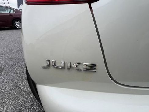 Used 2011 Nissan Juke SL AWD/4WD image 21