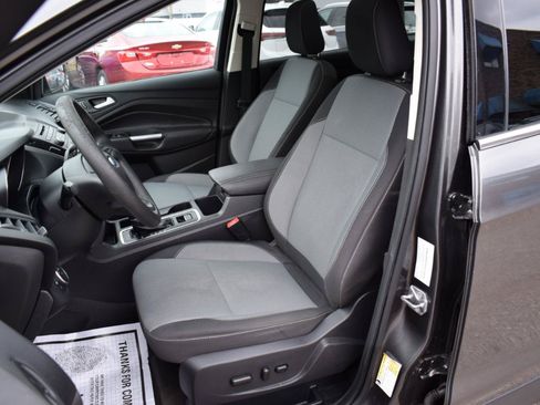 Used 2018 Ford Escape SE FWD image 25