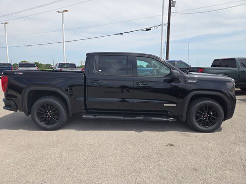Certified 2022 GMC Sierra 1500 Elevation AWD/4WD image 2