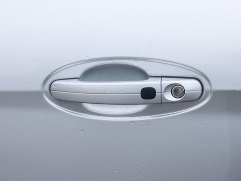 Used 2013 Ford C-MAX Energi SEL image 9