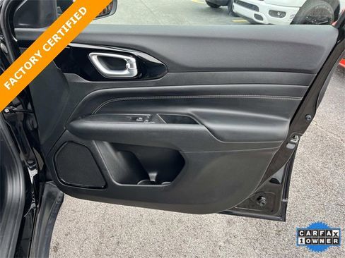 Certified 2022 Jeep Compass Altitude image 22
